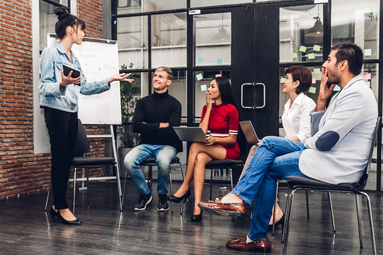 Crea una marca personal que deje huella: guía para emprendedores