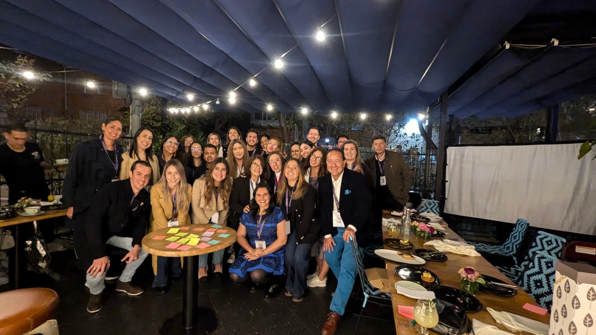 Tarde de Emprendedores — grupo grande